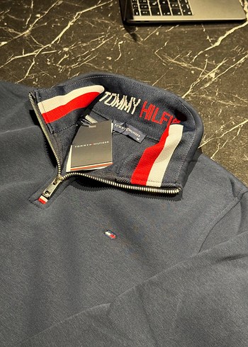 TOMMY HILFIGER- YARIM FERMUARLI SWEATSHIRT - Görsel 2