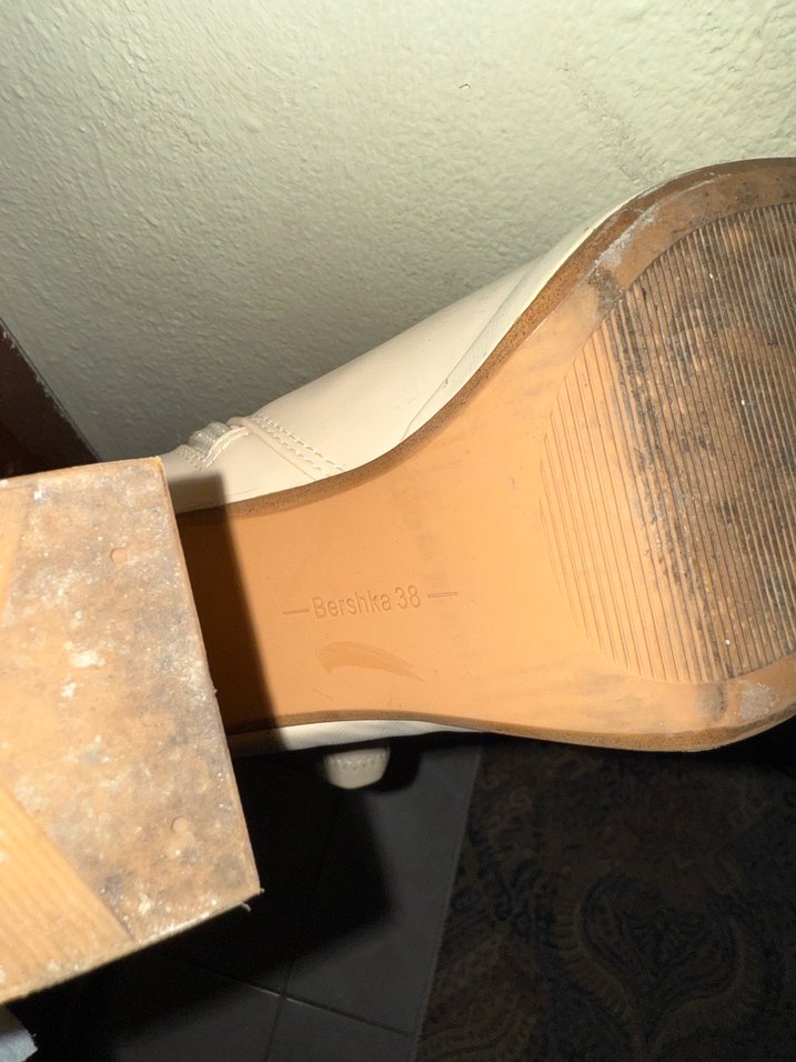 Bej Deri Fermuarlı Kadın Topuklu Bot - Görsel 4