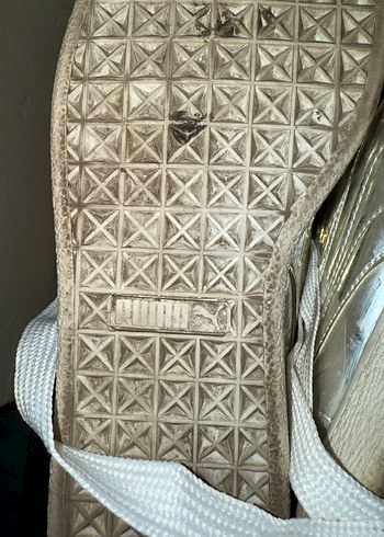 Kadın Gri Parlak Metal Tokalı Spor Ayakkabı - Görsel 3