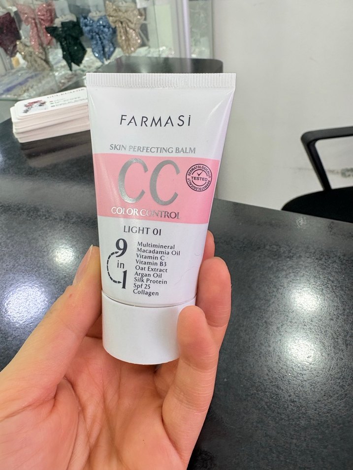 Farmasi CC Krem Light 01 Ten Rengi - Görsel 2