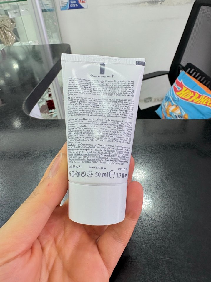 Farmasi CC Krem Light 01 Ten Rengi - Görsel 3