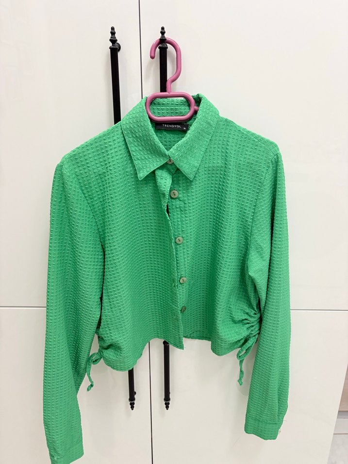 Düğmeli Yeşil Keten Mini Gömlek - Görsel 3
