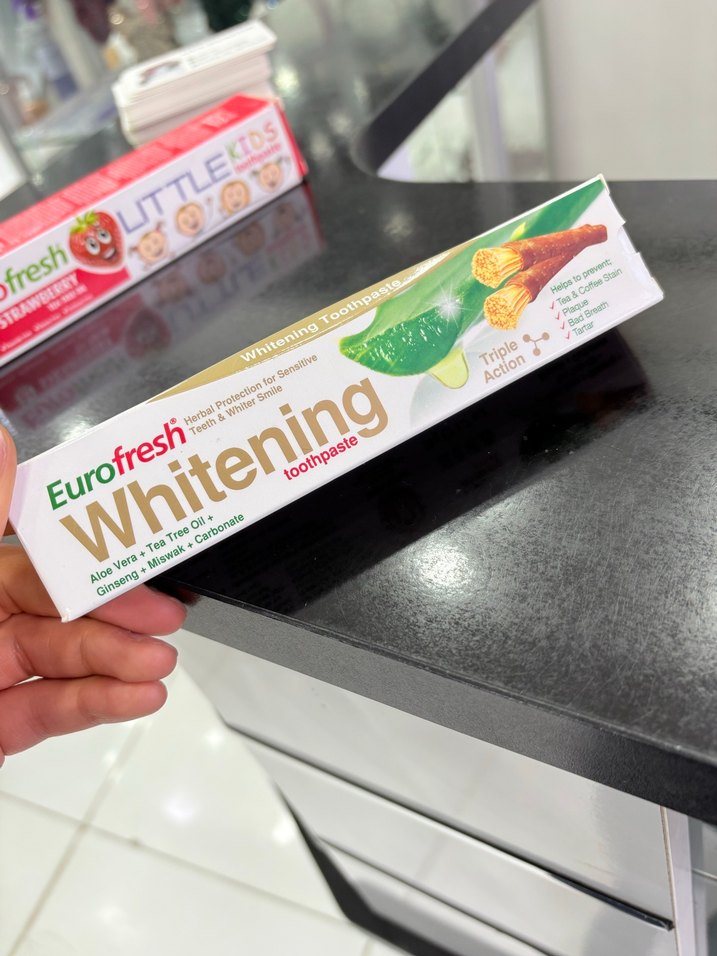 Eurofresh Çilekli Çocuk Diş Macunu - Görsel 2