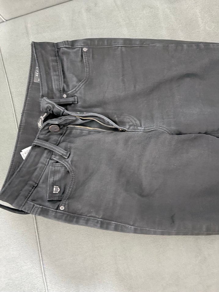 Siyah Dar Kesim Denim Pantolon - Görsel 2