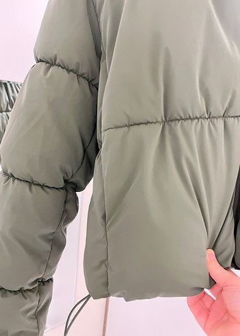 Yeşil renkKadın Midi Kışlık Fermuarlı Mont - Görsel 4