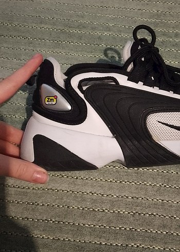 Beyaz Siyah Şişme Platform Spor Ayakkabı - Görsel 3