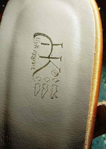 Parlak Stiletto Topuklu Kadın Ayakkabı - Görsel 2