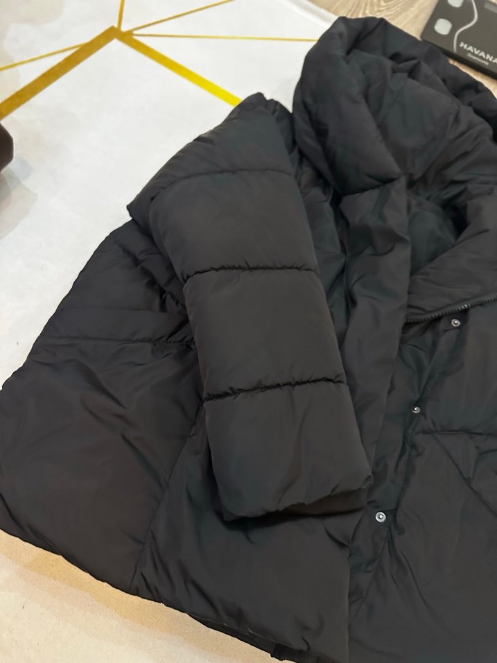 Kadın siyah oversize şişme mont - Görsel 2