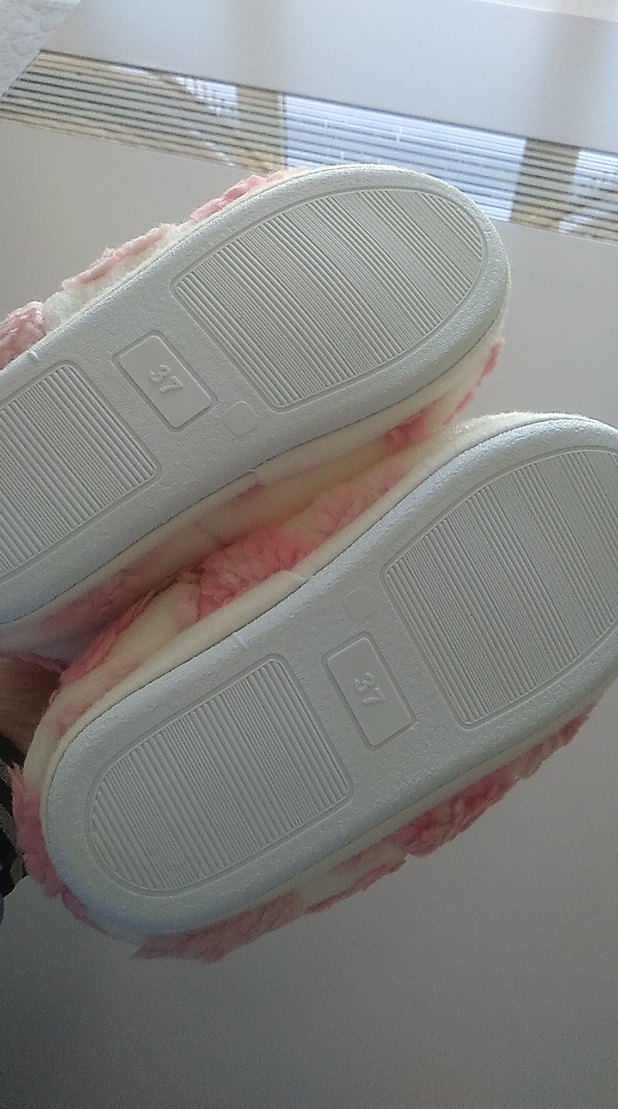 Çiçek Desenli Ponduflu Terlik - Görsel 5