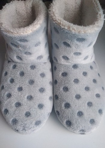 Gri Puantiyeli ve Pembe Kurdaliyeli Panduf - Görsel 5