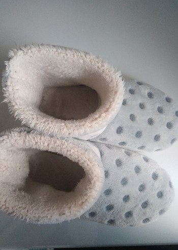 Gri Puantiyeli ve Pembe Kurdaliyeli Panduf - Görsel 2