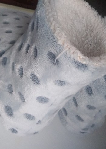 Gri Puantiyeli ve Pembe Kurdaliyeli Panduf - Görsel 4