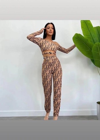 Siyah Baskılı Straplez Kemerli Crop Top - Görsel 6