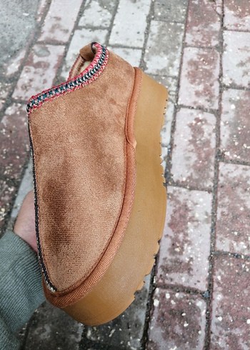 Kürklü Süet Kadın Dolgu Topuk Ev Terliği - Görsel 9