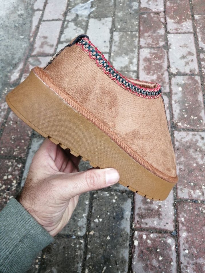 Kürklü Süet Kadın Dolgu Topuk Ev Terliği - Görsel 4