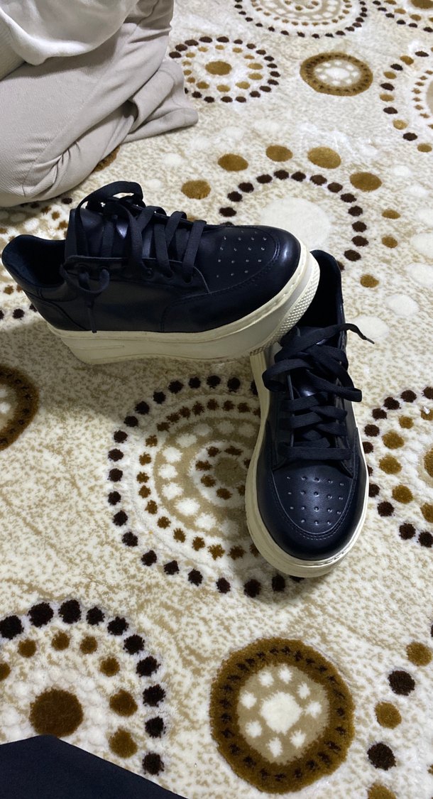 Siyah Bağcıklı Kadın Spor Ayakkabı - Görsel 2