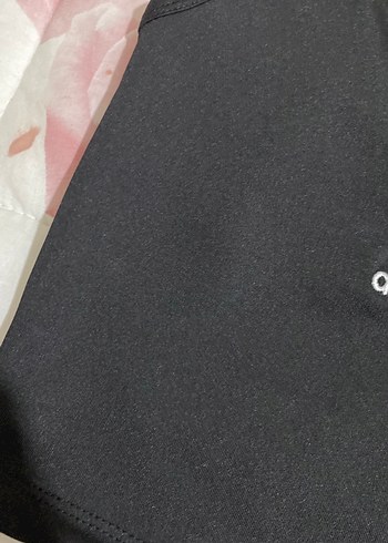 adidas Siyah Spor Crop Top - Görsel 4