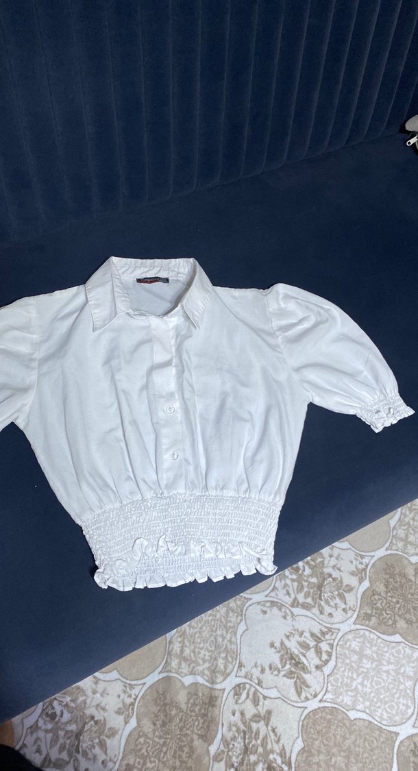 Düğmeli Kısa Kollu Beyaz Keten Bluz - Görsel 2