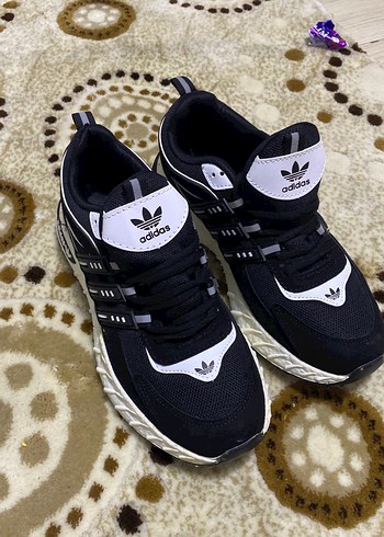 Adidas Siyah Beyaz Bağcıklı Erkek Spor Ayakkabı - Görsel 2