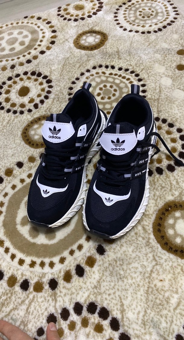 Adidas Siyah Beyaz Bağcıklı Erkek Spor Ayakkabı - Görsel 5