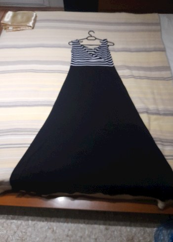 Çizgili Siyah Uzun Kadın Elbise - Görsel 4