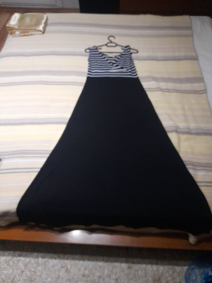 Çizgili Siyah Uzun Kadın Elbise - Görsel 4