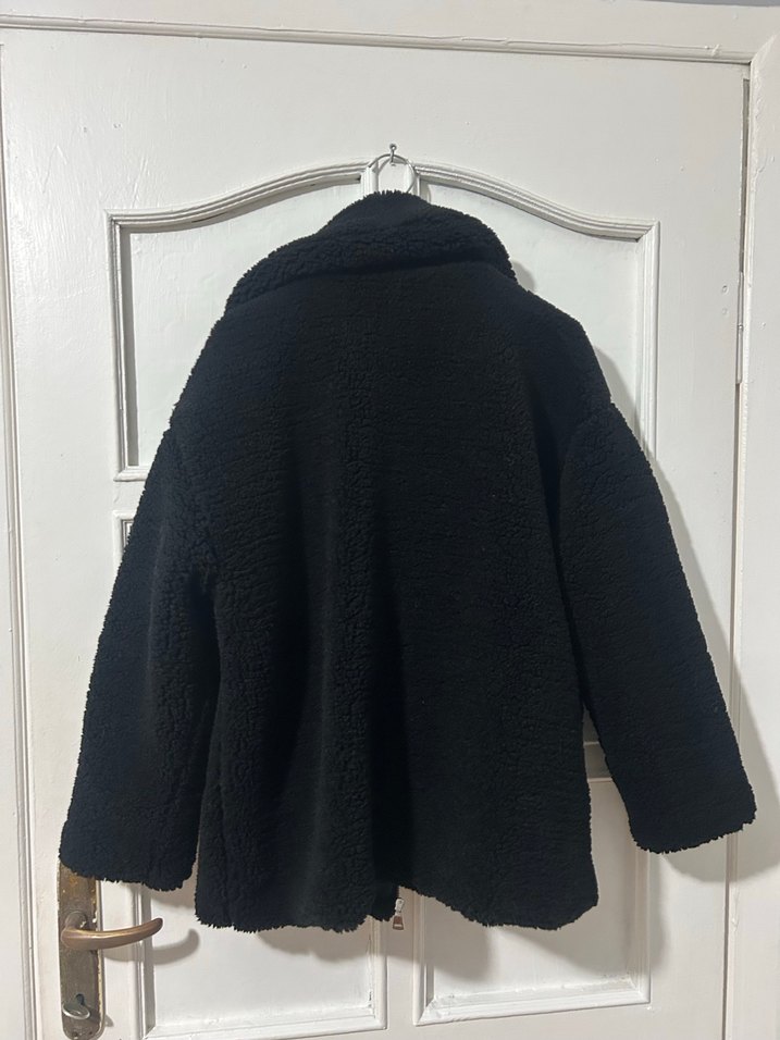 Siyah Kürklü Kadın Midi Ceket - Görsel 2