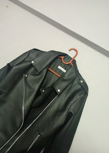 Siyah Deri Biker Ceket Kadın - Görsel 4