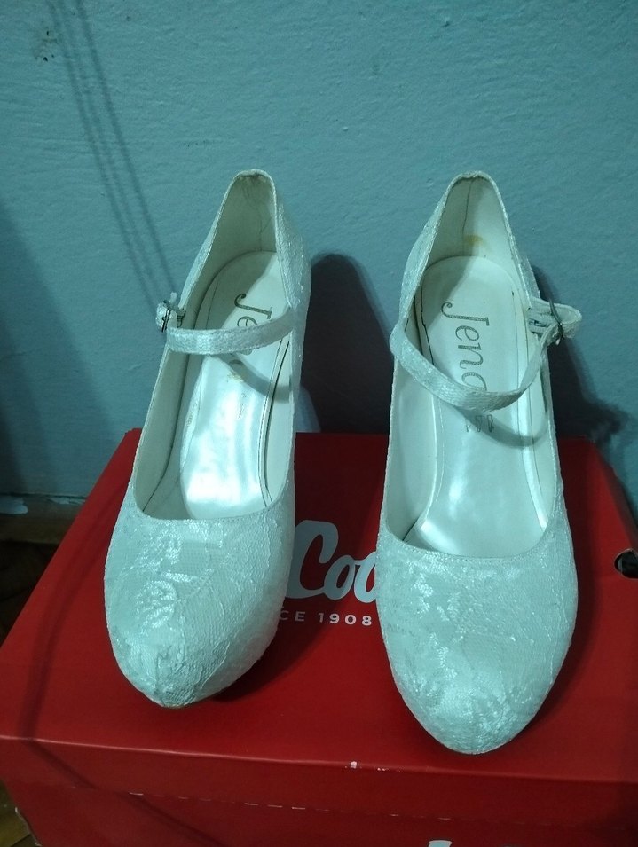 Dantel Detaylı Beyaz Vintage Topuklu Ayakkabı - Görsel 4