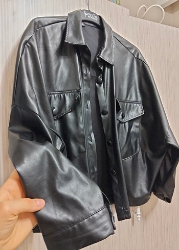 Düğmeli Siyah Deri Kadın Ceket - Görsel 2