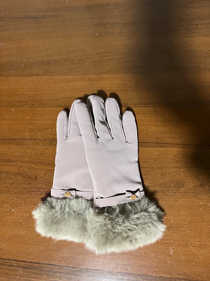 Kadın Bej Suni Kumaş Kürklü Eldiven - Görsel 3