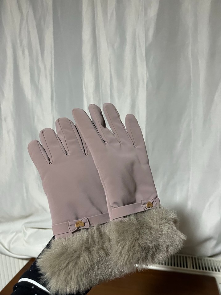 Kadın Bej Suni Kumaş Kürklü Eldiven - Görsel 2