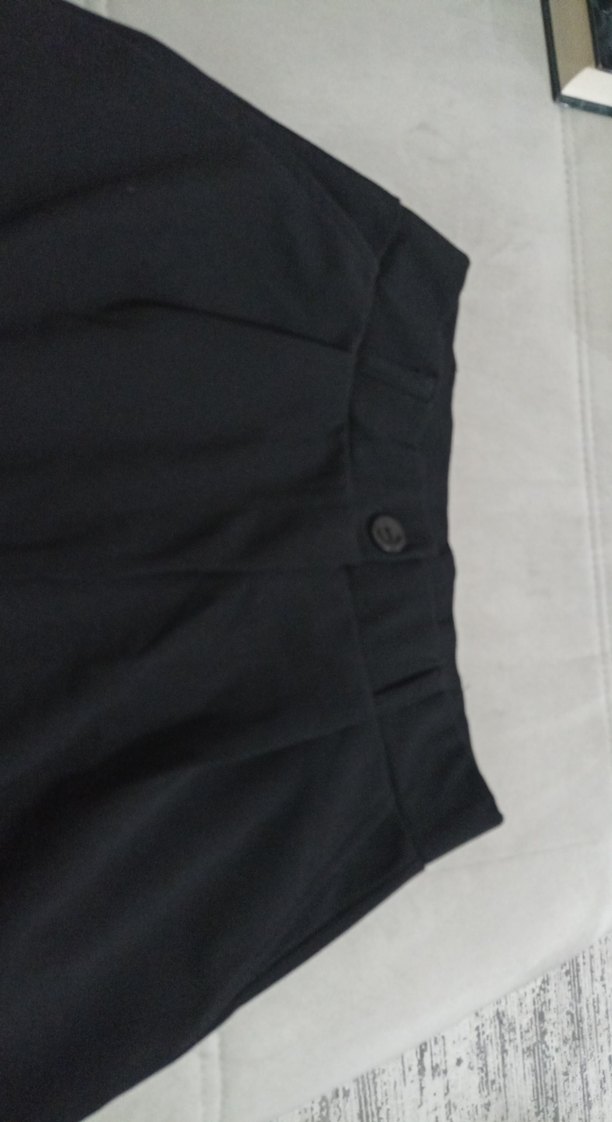 Kadın Siyah Midi Kumaş Pantolon - Görsel 4