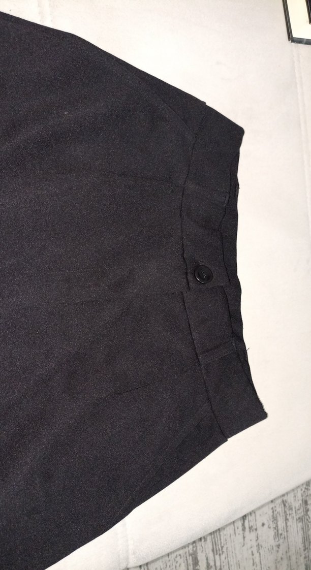 Kadın Siyah Midi Kumaş Pantolon - Görsel 3