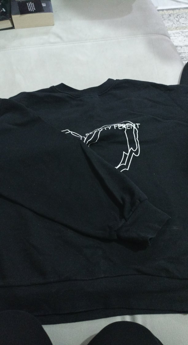 Siyah Baskılı Pamuklu Kadın Sweatshirt - Görsel 2