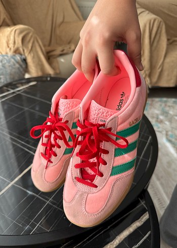 Pembe Adidas Gazelle Bağcıklı Spor Ayakkabı