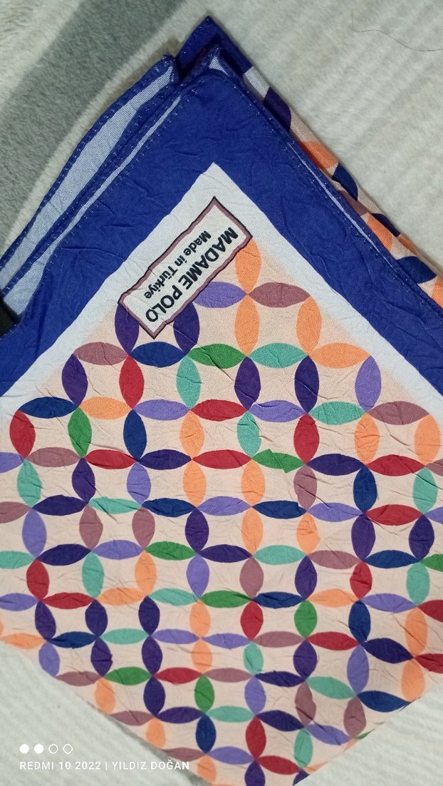 Renkli Desenli başörtüsü - Görsel 2