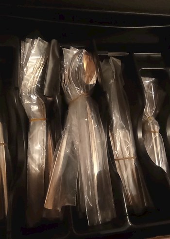 Kahramanlar Beyaz Çatal Kaşık Bıçak Seti 12 kişilik 84 parca - Görsel 5