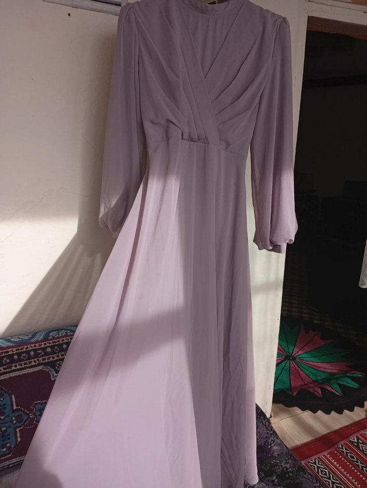 Mor Uzun Kollu Drapeli Kadın Abiye Elbise başörtüsü de mevcut - Görsel 4