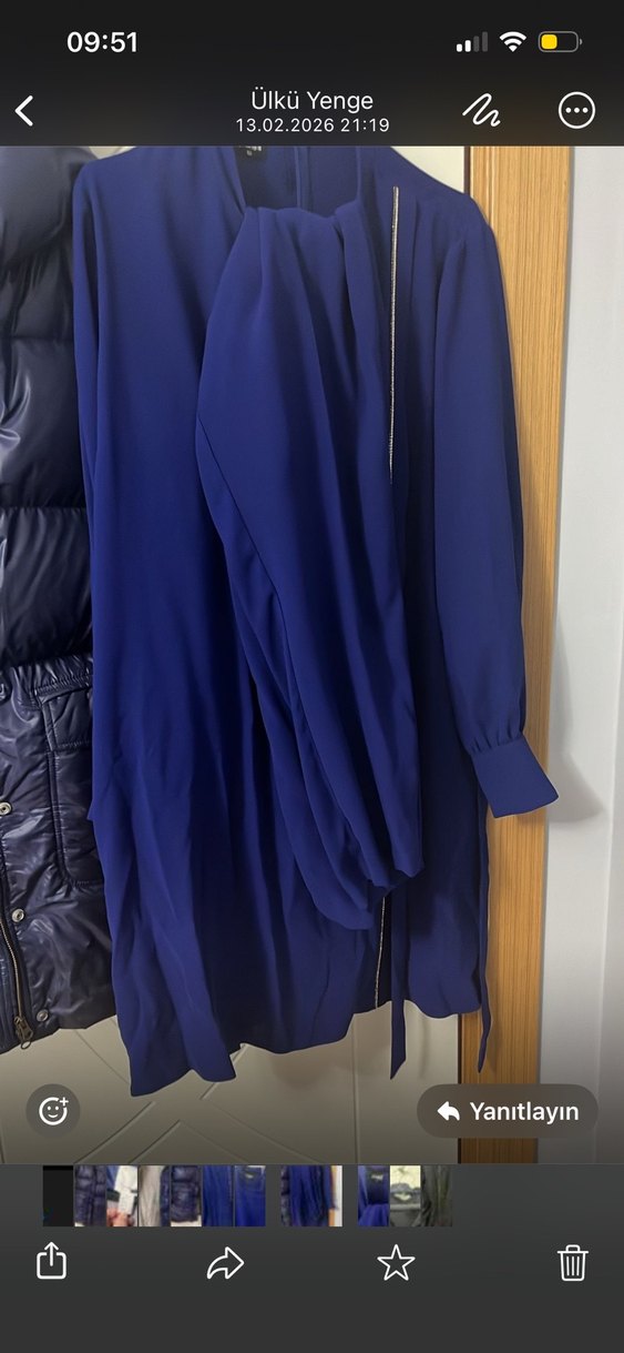 Uzun Kollu Mavi Kadın Tulum - Görsel 2