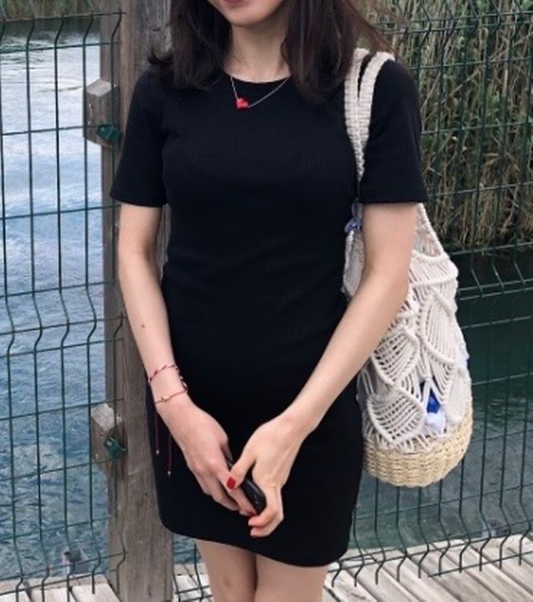 Siyah Kısa Kollu Mini Elbise - Görsel 3