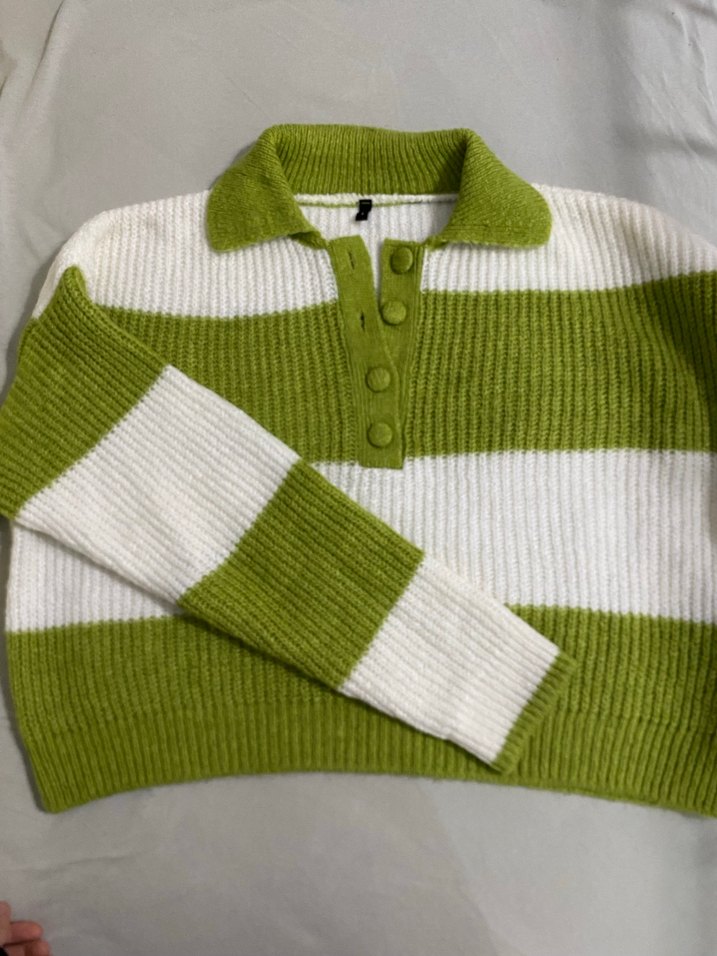 Yeşil Beyaz Çizgili Örgü Kadın Kazak - Görsel 3