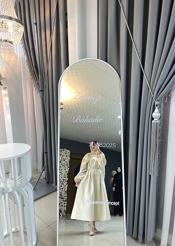 Uzun Beyaz İpek Dokulu Drapeli Kadın Elbise - Görsel 2