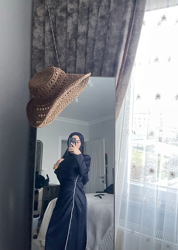 Uzun Lacivert Drapeli Saten Elbise - Görsel 3