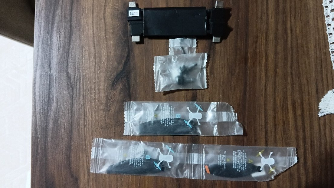 DJİ Drone Çantası ve Yedek Parçalar - Görsel 4