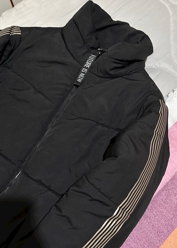 Fermuarlı Siyah Kısa Kadın Kışlık Mont - Görsel 2