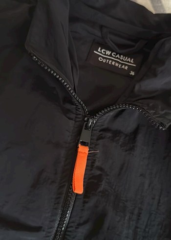 Lcw kadın yağmurluk - Görsel 2