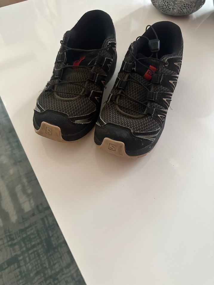 Salomon Gri Erkek Spor Ayakkabı Bağcığı - Görsel 2