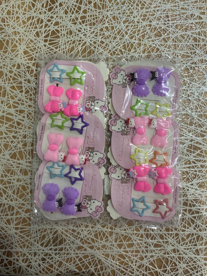 Hello Kitty & Kuromi Figürlü Pens Toka Seti - Görsel 5