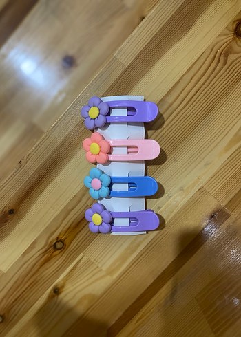 Renkli Çiçek Desenli 4lü Çocuk Toka Seti - Görsel 3